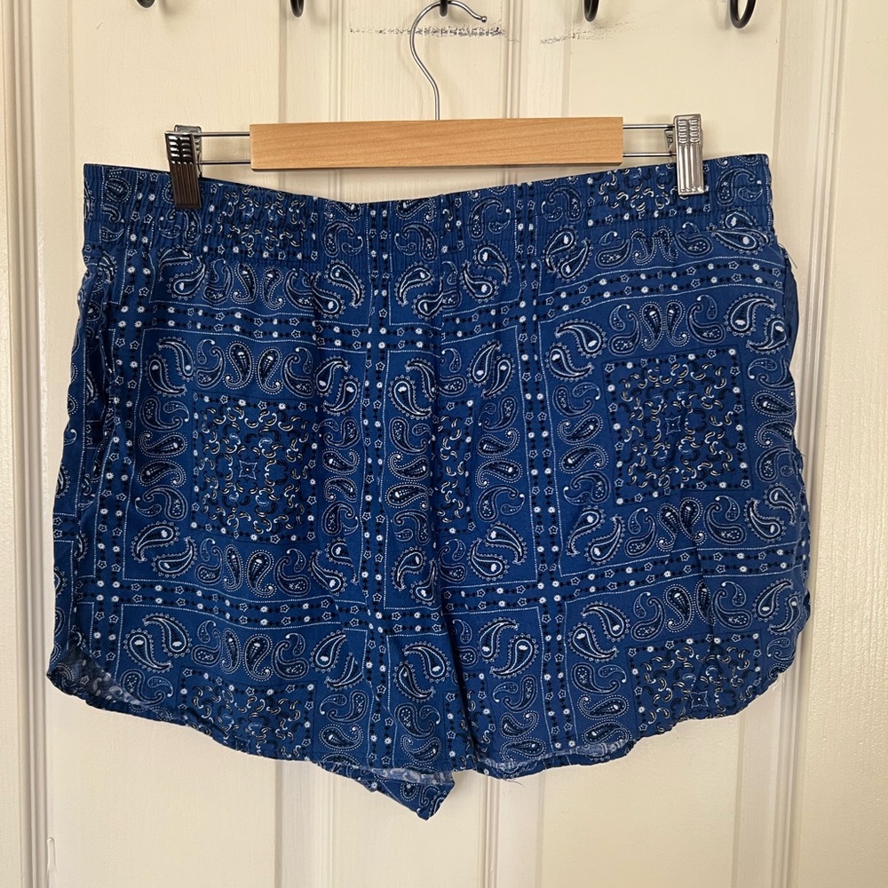 IML Blue Bandana Print Shorts Size XL Rayon Boho Festival Lightweight